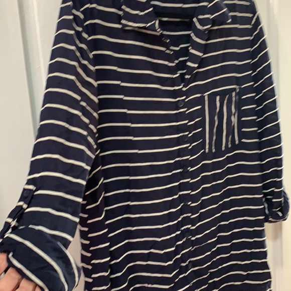 BeachLunchLounge Roll Tab Sleeve Striped Top - Picture 4 of 6